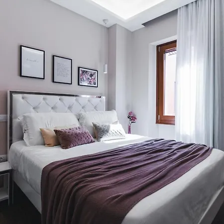Club 57 Imperial Pensjonat 2*
