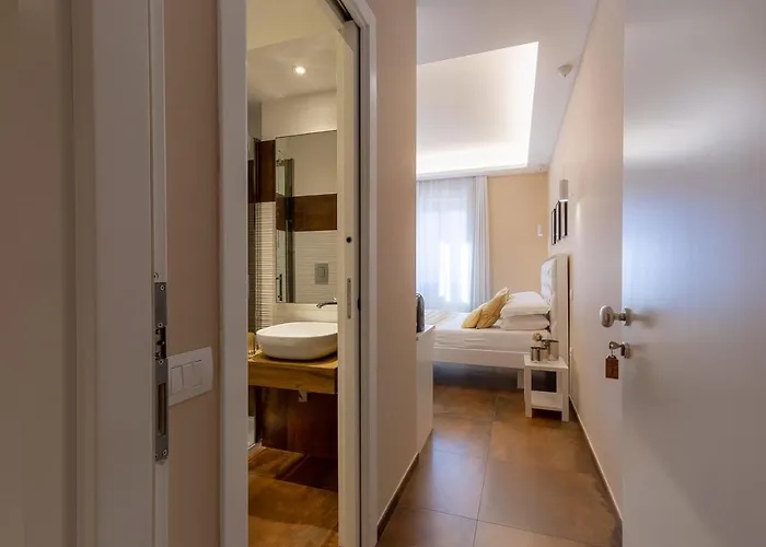 Club 57 Imperial Penzion 4*