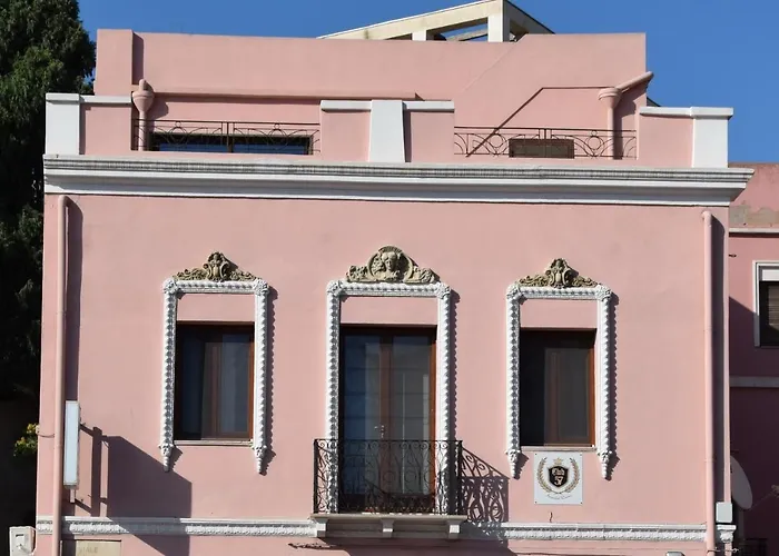 Club 57 Imperial בית הארחה קליארי